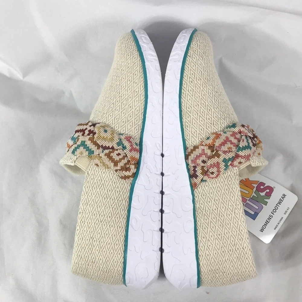 Muk Luks Women’s Boardwalk Stroll Taupe Sneaker Loafer Size 8.5 NEW With Tags